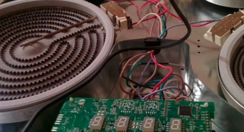 Ремонт стеклокерамической варочной панели. Опочка